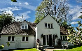 Spinners House, Rural Home On Edge Of Cotswolds